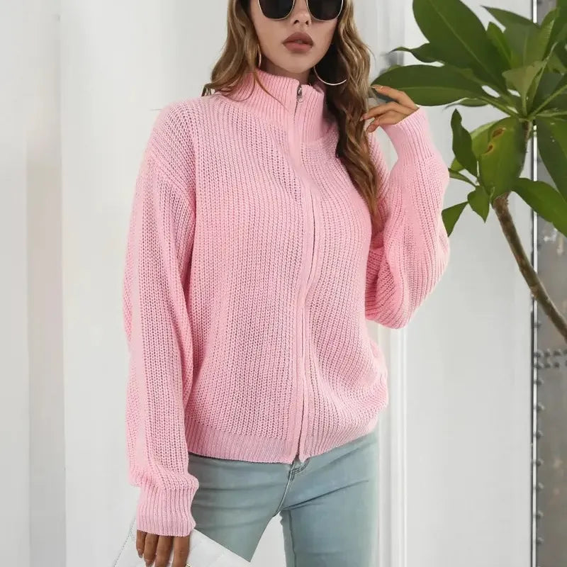 Strickjacke für Herren – Stehkragen, Reißverschluss und Puffärmel