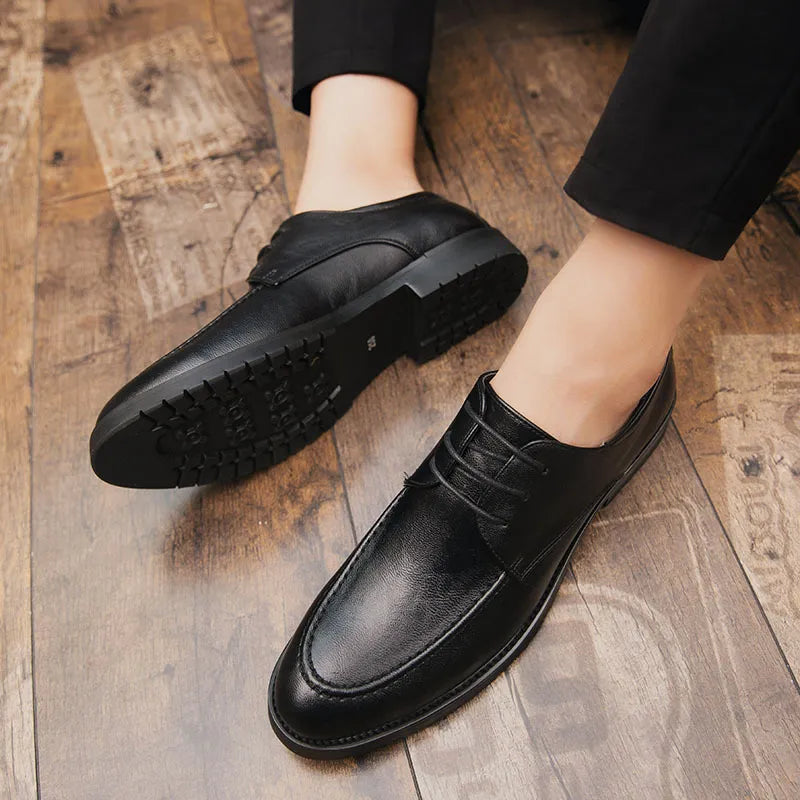 Eleganter Herrenschuh – Klassischer britischer Stil