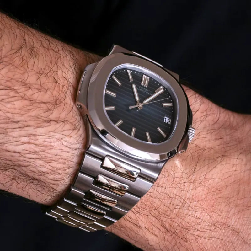 Elegante Herrenarmbanduhr – Edelstahl & tiefblaues Zifferblatt