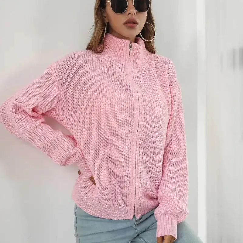 Strickjacke für Herren – Stehkragen, Reißverschluss und Puffärmel